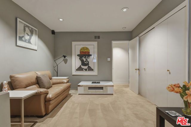 3553 Summerfield Drive, Los Angeles, CA 91423