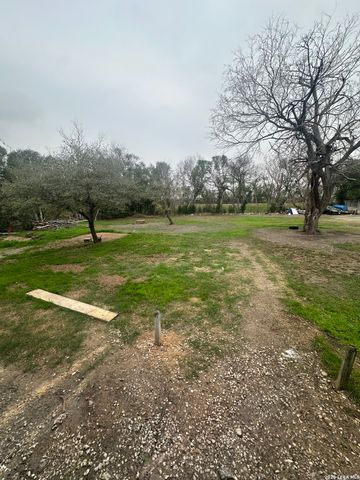 510 Riley, Seguin, TX 78155