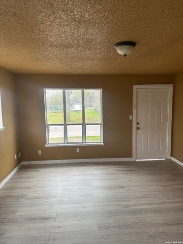 510 Riley, Seguin, TX 78155