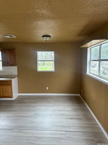 510 Riley, Seguin, TX 78155