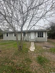510 Riley, Seguin, TX 78155