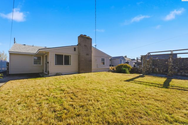 514 S Ivy St, Kennewick, WA 99337