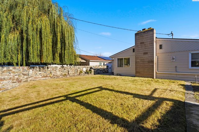 514 S Ivy St, Kennewick, WA 99337