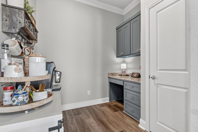 8603 Kirby Avenue, Lubbock, TX 79424