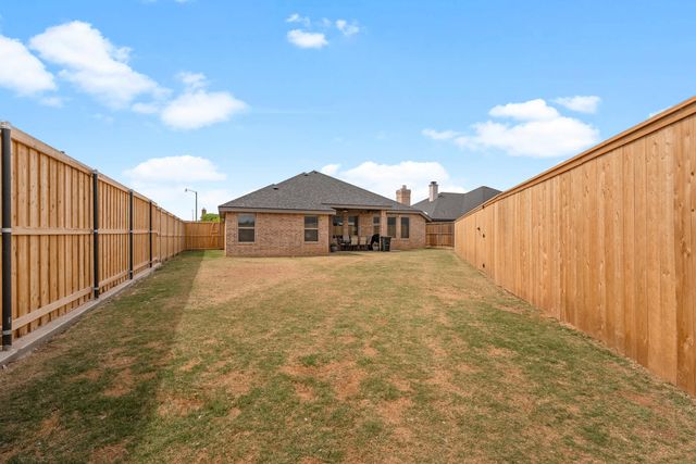 8603 Kirby Avenue, Lubbock, TX 79424