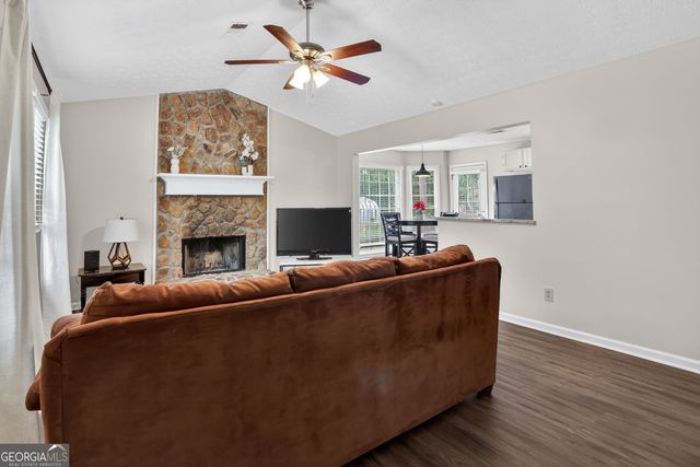 31 Sweetwater Pass, Powder Springs, GA 30127