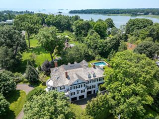 35 Club Road, Greenwich, CT 06878