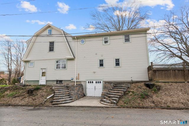 301 Buckingham Avenue, Milford, CT 06460