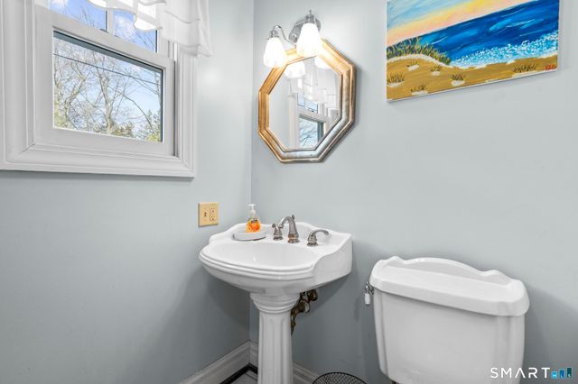 301 Buckingham Avenue, Milford, CT 06460