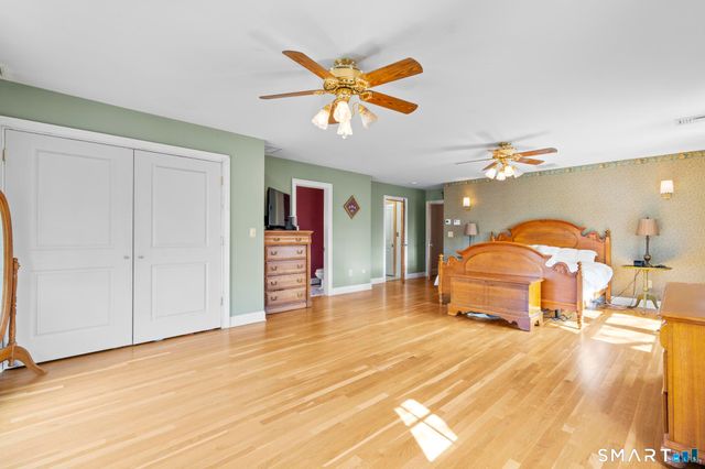 301 Buckingham Avenue, Milford, CT 06460