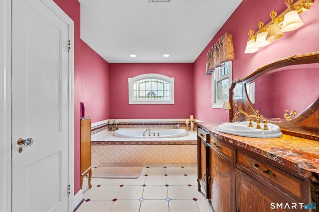 301 Buckingham Avenue, Milford, CT 06460