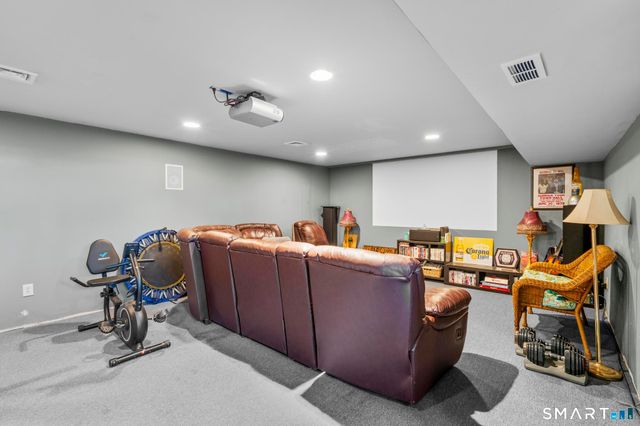 301 Buckingham Avenue, Milford, CT 06460