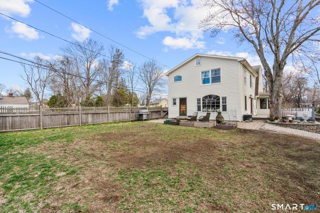 301 Buckingham Avenue, Milford, CT 06460