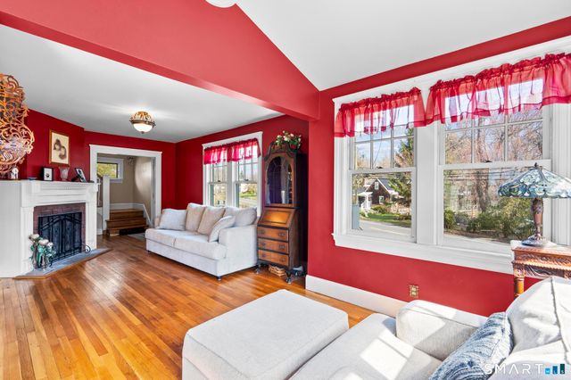 301 Buckingham Avenue, Milford, CT 06460