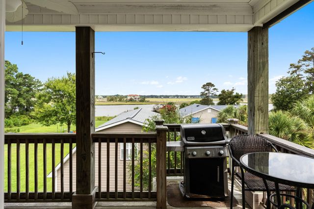 5106 E Yacht Club Dr., Oak Island, NC 28465