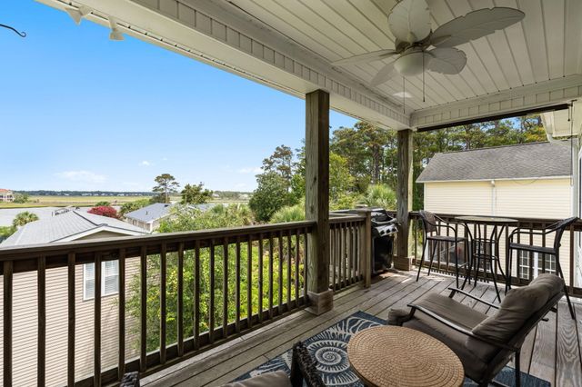 5106 E Yacht Club Dr., Oak Island, NC 28465