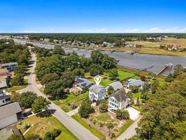 5106 E Yacht Club Dr., Oak Island, NC 28465