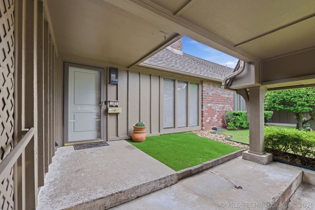 5206 S Harvard Avenue 105, Tulsa, OK 74135