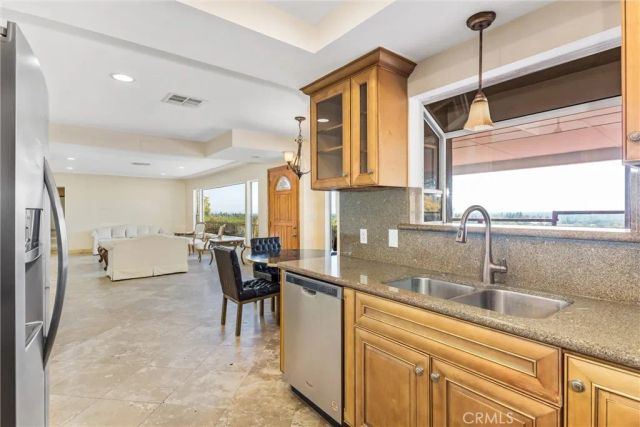 339 Edgerton Drive, San Bernardino, CA 92405