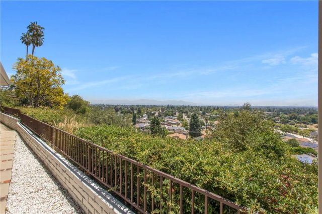 339 Edgerton Drive, San Bernardino, CA 92405