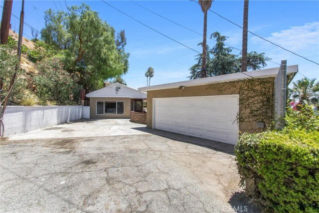 339 Edgerton Drive, San Bernardino, CA 92405
