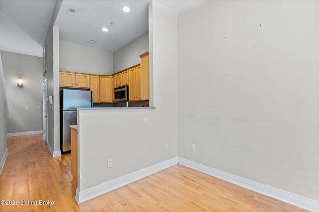 2411 Brownsboro Rd APT 101, Louisville, KY 40206