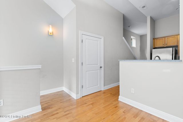 2411 Brownsboro Rd APT 101, Louisville, KY 40206