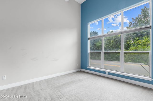 2411 Brownsboro Rd APT 101, Louisville, KY 40206