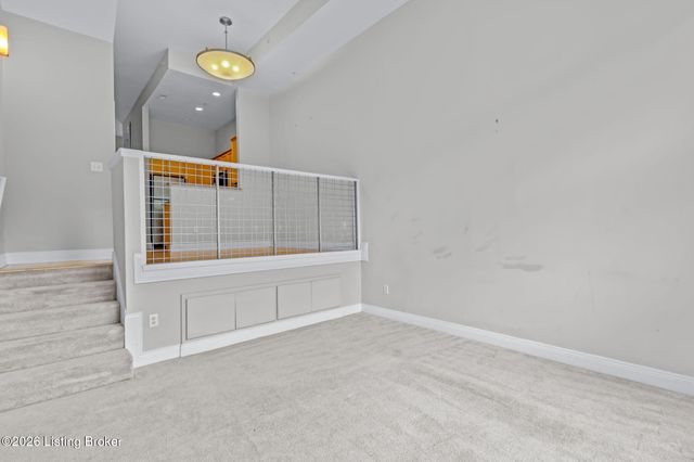 2411 Brownsboro Rd APT 101, Louisville, KY 40206
