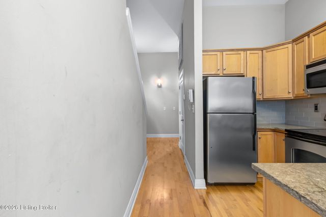 2411 Brownsboro Rd APT 101, Louisville, KY 40206