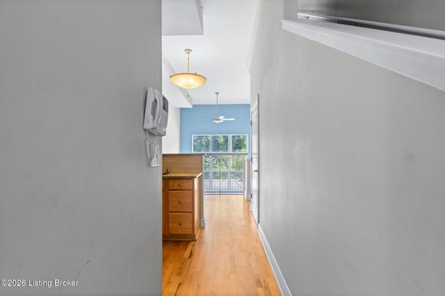 2411 Brownsboro Rd APT 101, Louisville, KY 40206