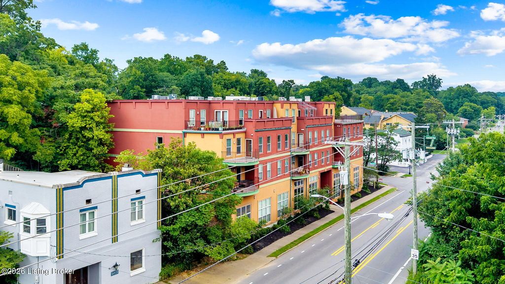 2411 Brownsboro Rd APT 101, Louisville, KY 40206