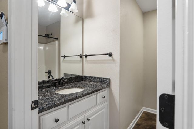 579 Crepe Myrtle Loop, Cabot, AR 72023