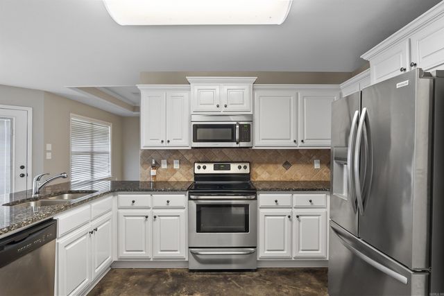579 Crepe Myrtle Loop, Cabot, AR 72023