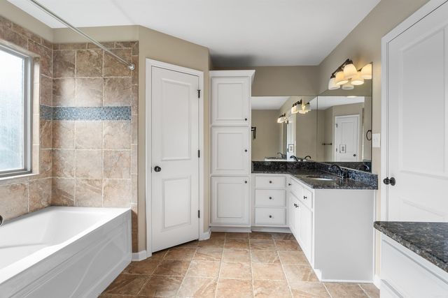 579 Crepe Myrtle Loop, Cabot, AR 72023