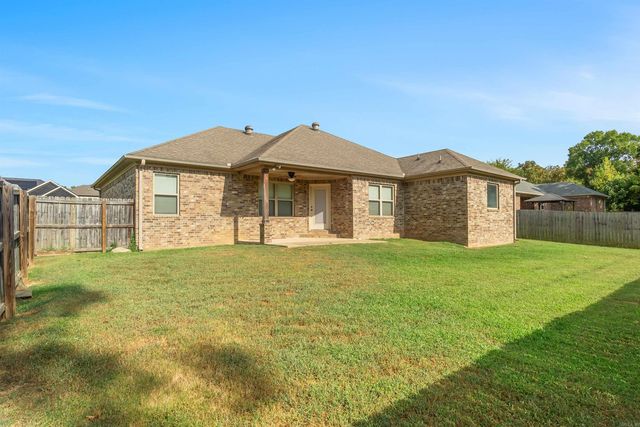 579 Crepe Myrtle Loop, Cabot, AR 72023