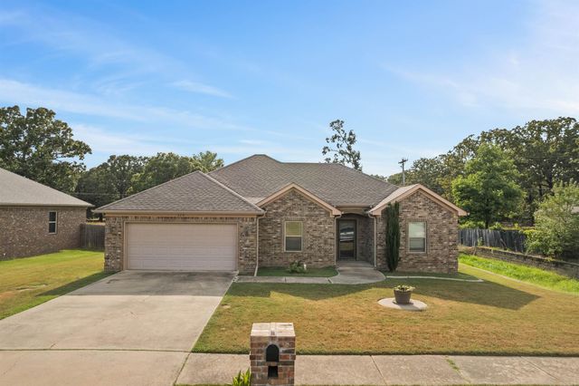 579 Crepe Myrtle Loop, Cabot, AR 72023