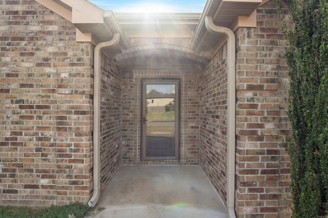 579 Crepe Myrtle Loop, Cabot, AR 72023