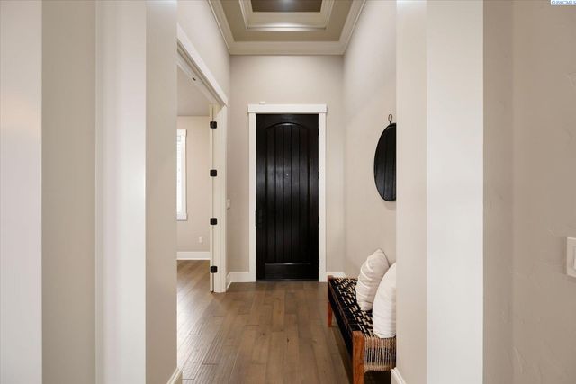 1658 Sorrento Lane, Richland, WA 99352