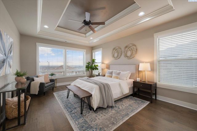 1658 Sorrento Lane, Richland, WA 99352