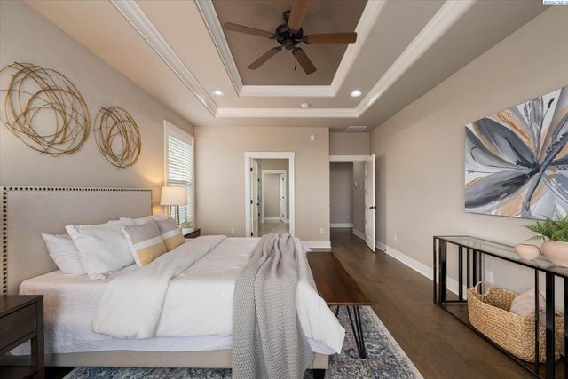 1658 Sorrento Lane, Richland, WA 99352