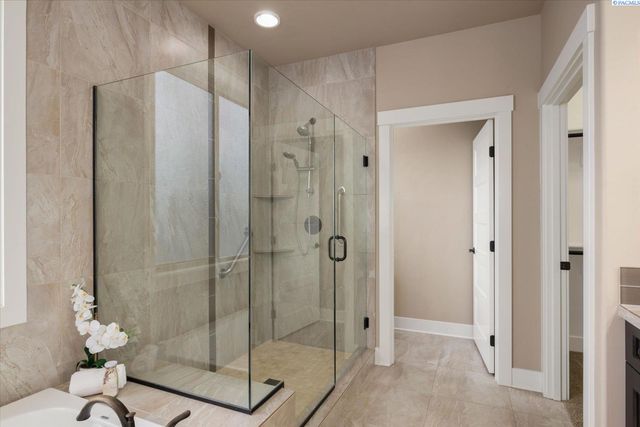 1658 Sorrento Lane, Richland, WA 99352