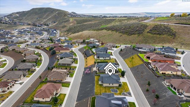 1658 Sorrento Lane, Richland, WA 99352