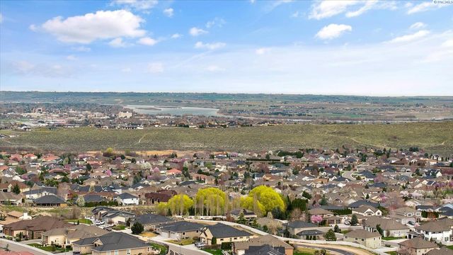 1658 Sorrento Lane, Richland, WA 99352