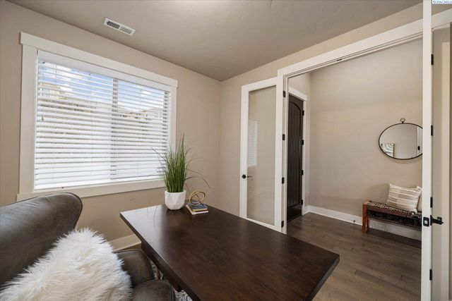 1658 Sorrento Lane, Richland, WA 99352