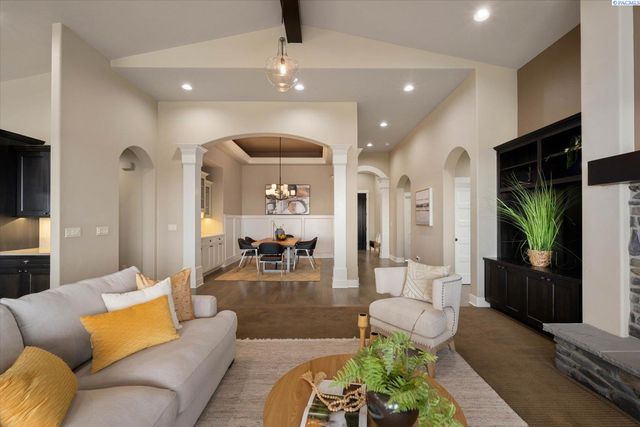 1658 Sorrento Lane, Richland, WA 99352