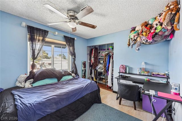 6833 High Bluff Way, Las Vegas, NV 89108