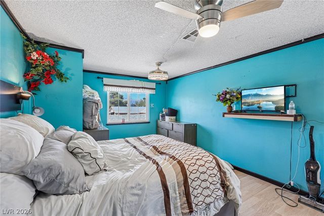 6833 High Bluff Way, Las Vegas, NV 89108