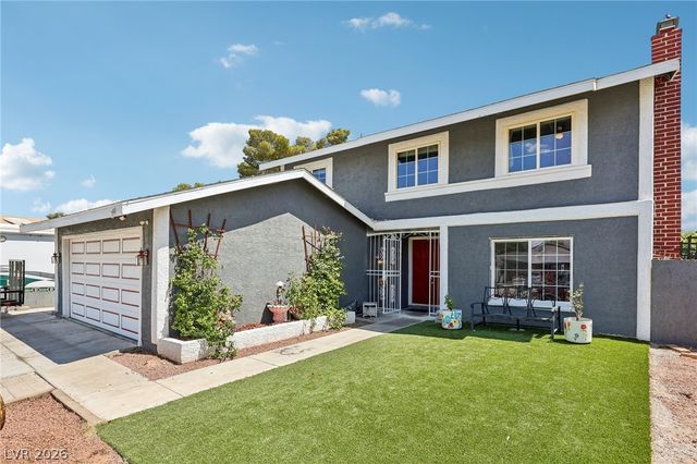 6833 High Bluff Way, Las Vegas, NV 89108