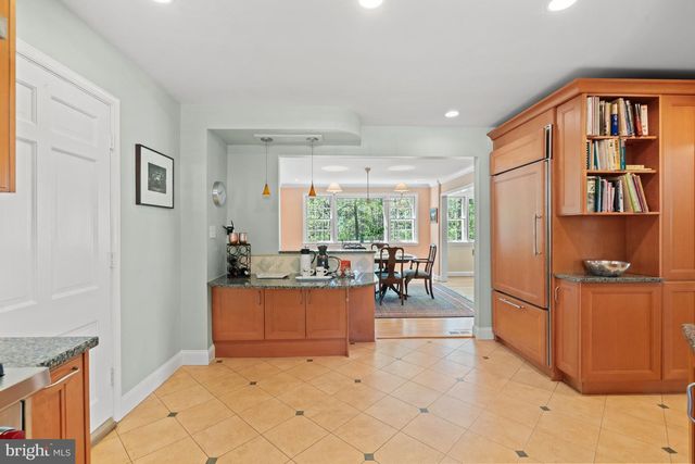 8224 KERRY CT, Chevy Chase, MD 20815